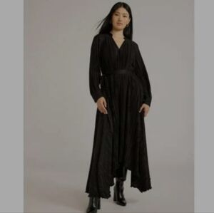 Scoop Hankerchief Hwm Black Dress With Pleat Detail And Belt NWT Sz.16/18